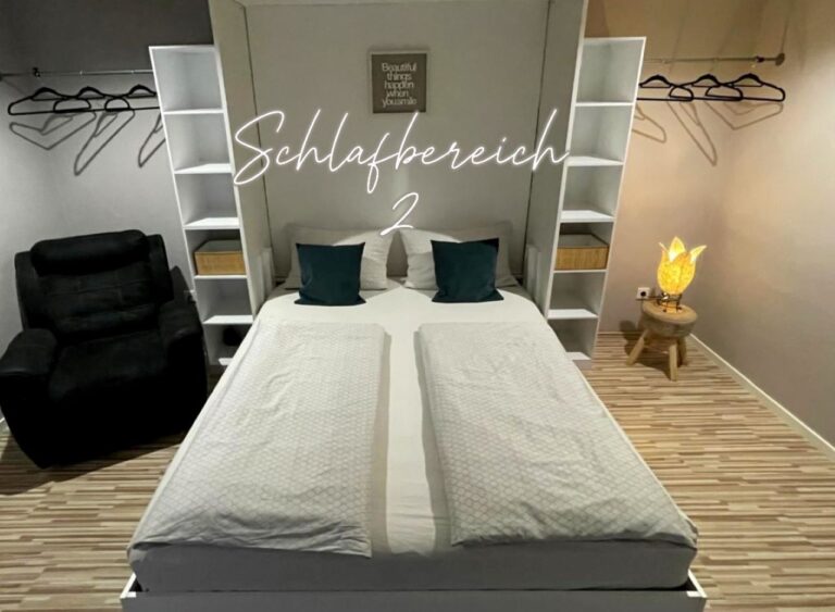 Schlafbereich 2Booking Bild 1 768x563